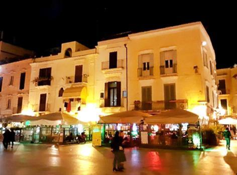 Luxury Borgo Antico Apartment Bari Exterior foto